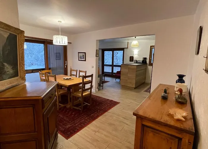 Les Comtes De Savoie - Renove Proche Du Centre De Avec Vue Sur Le Mont D'arbois 펜션 *