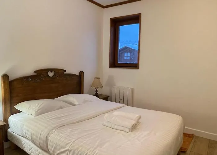 Les Comtes De Savoie - Renove Proche Du Centre De Avec Vue Sur Le Mont D'arbois Feriehus Megève